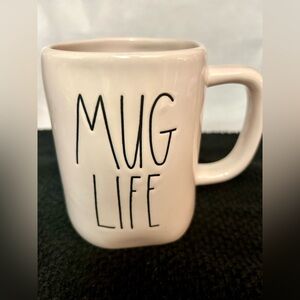 Rae Dunn “Mug Life” mug.